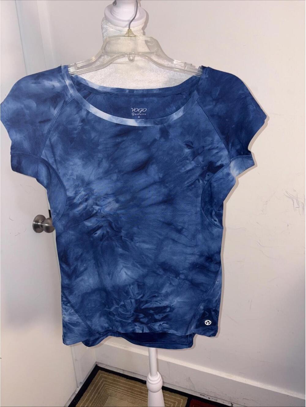 VOGO Athletica Women's Blue Athletic Top T-Shirt Compression Medium New WO Tags‎